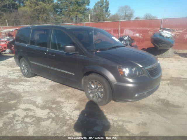  Salvage Chrysler Town & Country