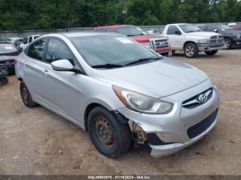  Salvage Hyundai ACCENT