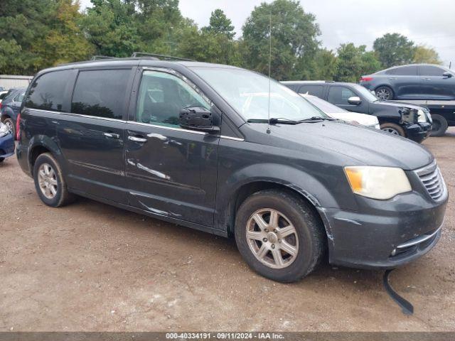  Salvage Chrysler Town & Country