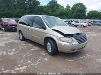  Salvage Chrysler Town & Country