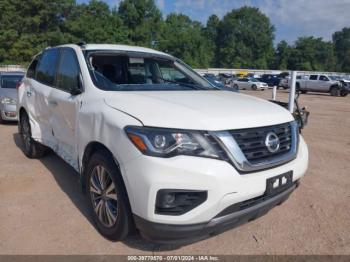  Salvage Nissan Pathfinder