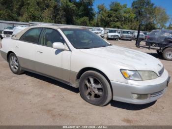  Salvage Lexus Es