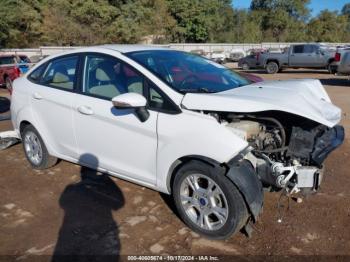  Salvage Ford Fiesta