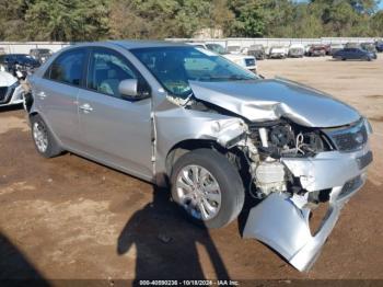  Salvage Kia Forte