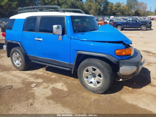  Salvage Toyota FJ Cruiser