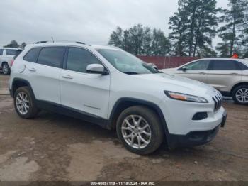  Salvage Jeep Cherokee