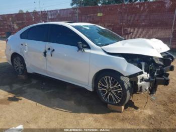  Salvage Kia Forte