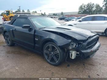  Salvage Ford Mustang