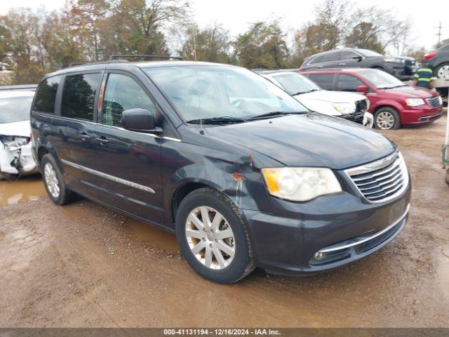  Salvage Chrysler Town & Country