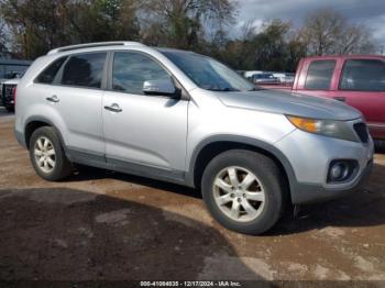  Salvage Kia Sorento