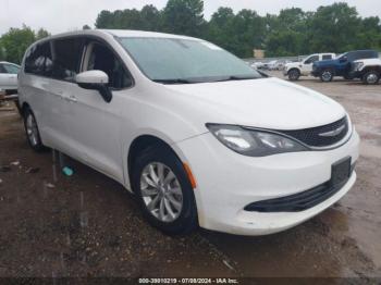  Salvage Chrysler Pacifica