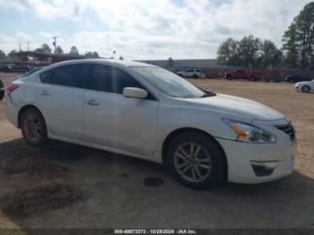  Salvage Nissan Altima