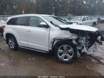  Salvage Toyota Highlander