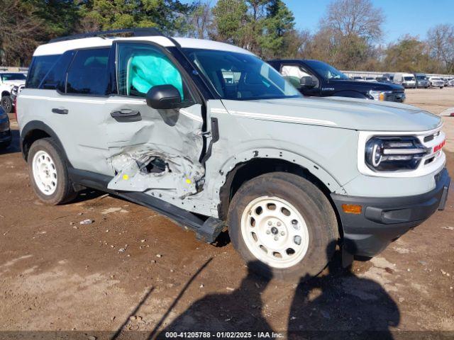  Salvage Ford Bronco