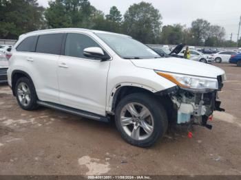  Salvage Toyota Highlander