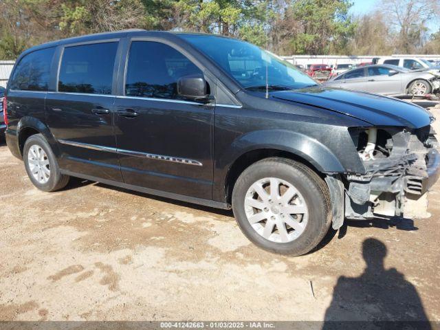  Salvage Chrysler Town & Country