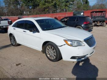  Salvage Chrysler 200