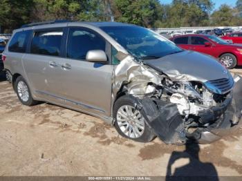  Salvage Toyota Sienna