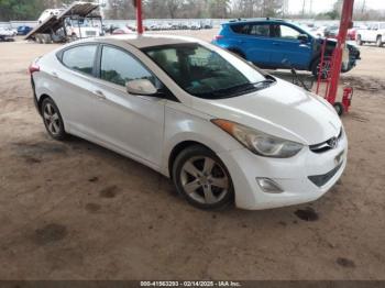  Salvage Hyundai ELANTRA