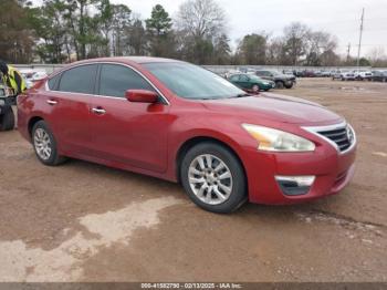  Salvage Nissan Altima