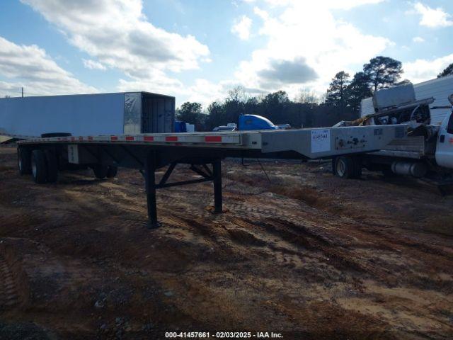  Salvage Transcraft Corp Flatbed Trailer