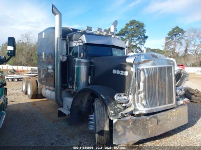  Salvage Peterbilt 377