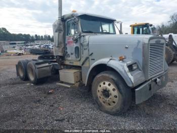  Salvage Freightliner Classic 120