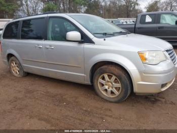  Salvage Chrysler Town & Country