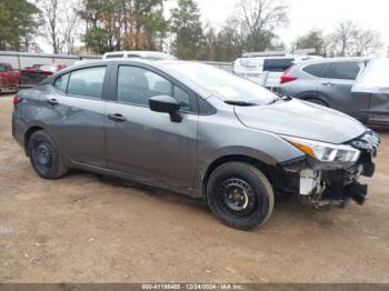  Salvage Nissan Versa