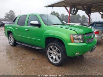  Salvage Chevrolet Avalanche 1500