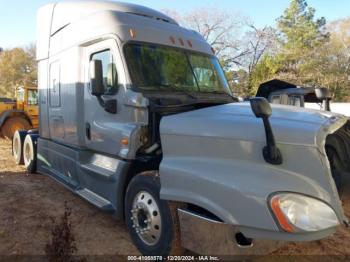  Salvage Freightliner Cascadia 125