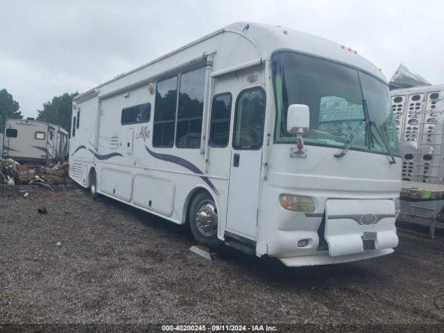  Salvage Freightliner Chassis