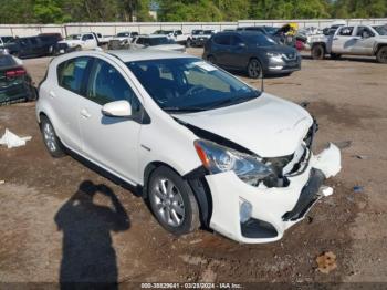  Salvage Toyota Prius