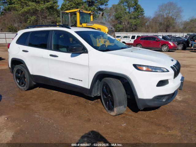  Salvage Jeep Cherokee