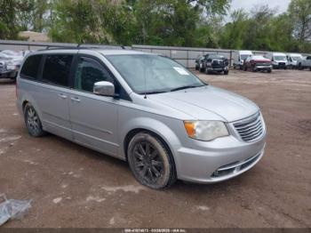  Salvage Chrysler Town & Country