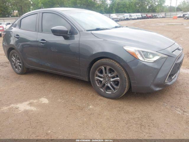  Salvage Toyota Yaris