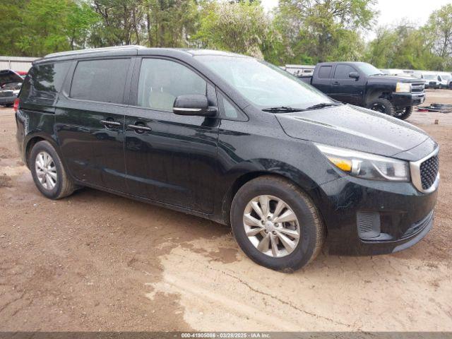  Salvage Kia Sedona