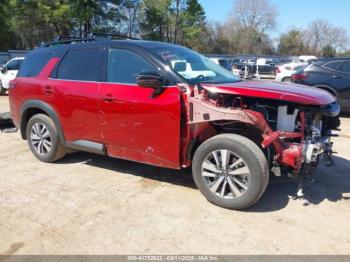  Salvage Nissan Pathfinder