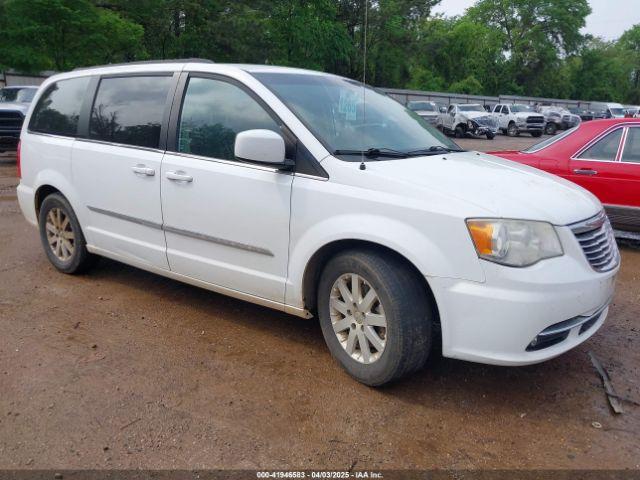  Salvage Chrysler Town & Country