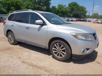  Salvage Nissan Pathfinder