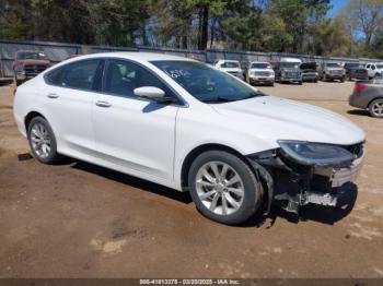  Salvage Chrysler 200