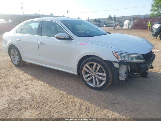  Salvage Volkswagen Passat