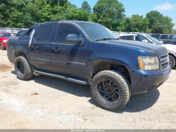 Salvage Chevrolet Avalanche 1500