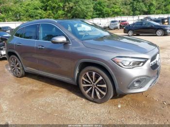 Salvage Mercedes-Benz GLA