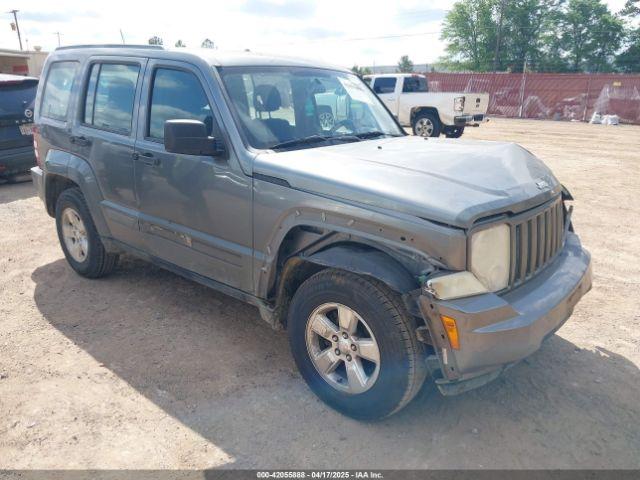  Salvage Jeep Liberty