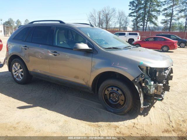  Salvage Ford Edge