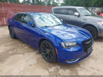  Salvage Chrysler 300