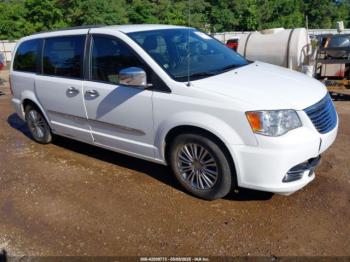  Salvage Chrysler Town & Country