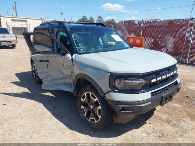  Salvage Ford Bronco