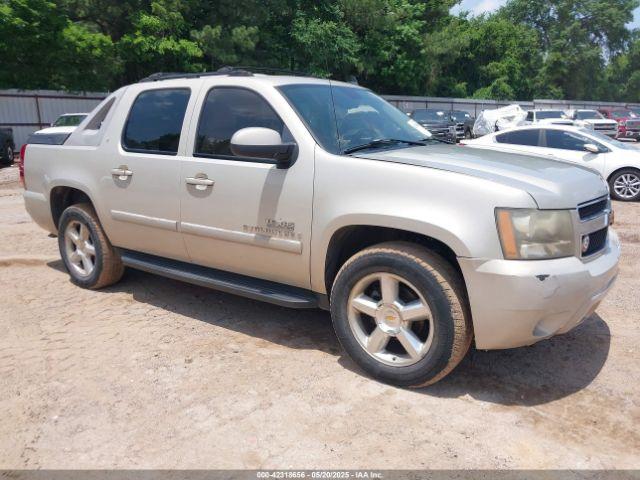  Salvage Chevrolet Avalanche 1500